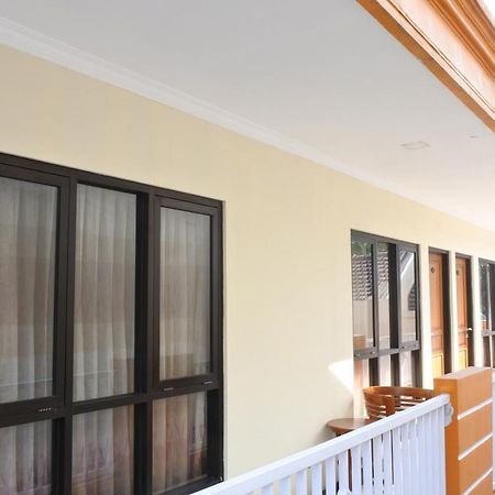 Morse Guest House Malang Exterior foto