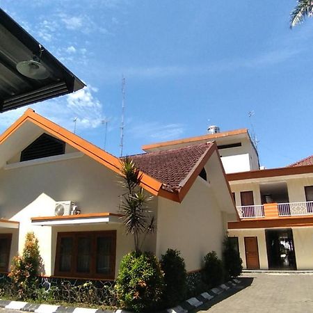 Morse Guest House Malang Exterior foto